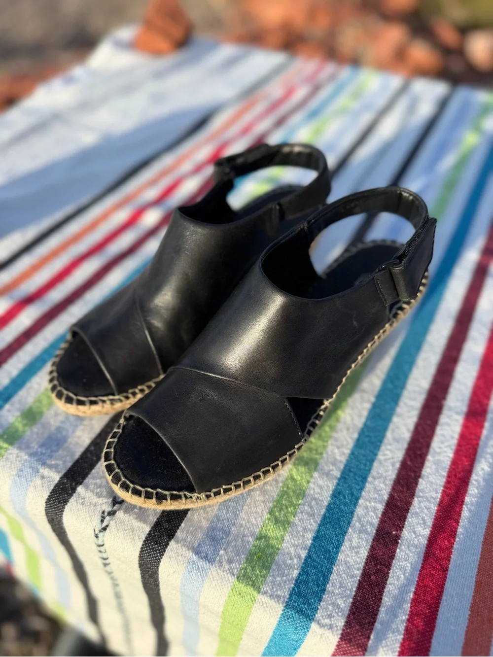 Clarks Lafley Krissy Black Leather quiet luxury Espadrille Wedge Sandals 7.5 M